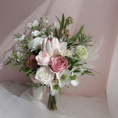 Native Queen Protea Bouquet 38cmW Native Queen Protea Bouquet 38cmW