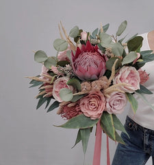 Native Red King Protea Bouquet Native Red King Protea Bouquet