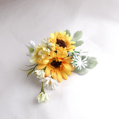 Wedding Buttonhole Boutonniere Pinholes