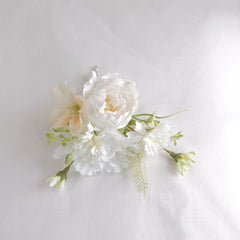Wedding Buttonhole Boutonniere Pinholes