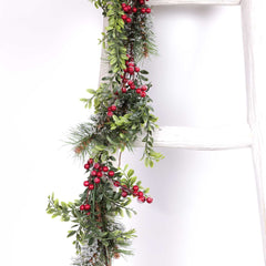 Pine and Berry Garland Long 150cmH