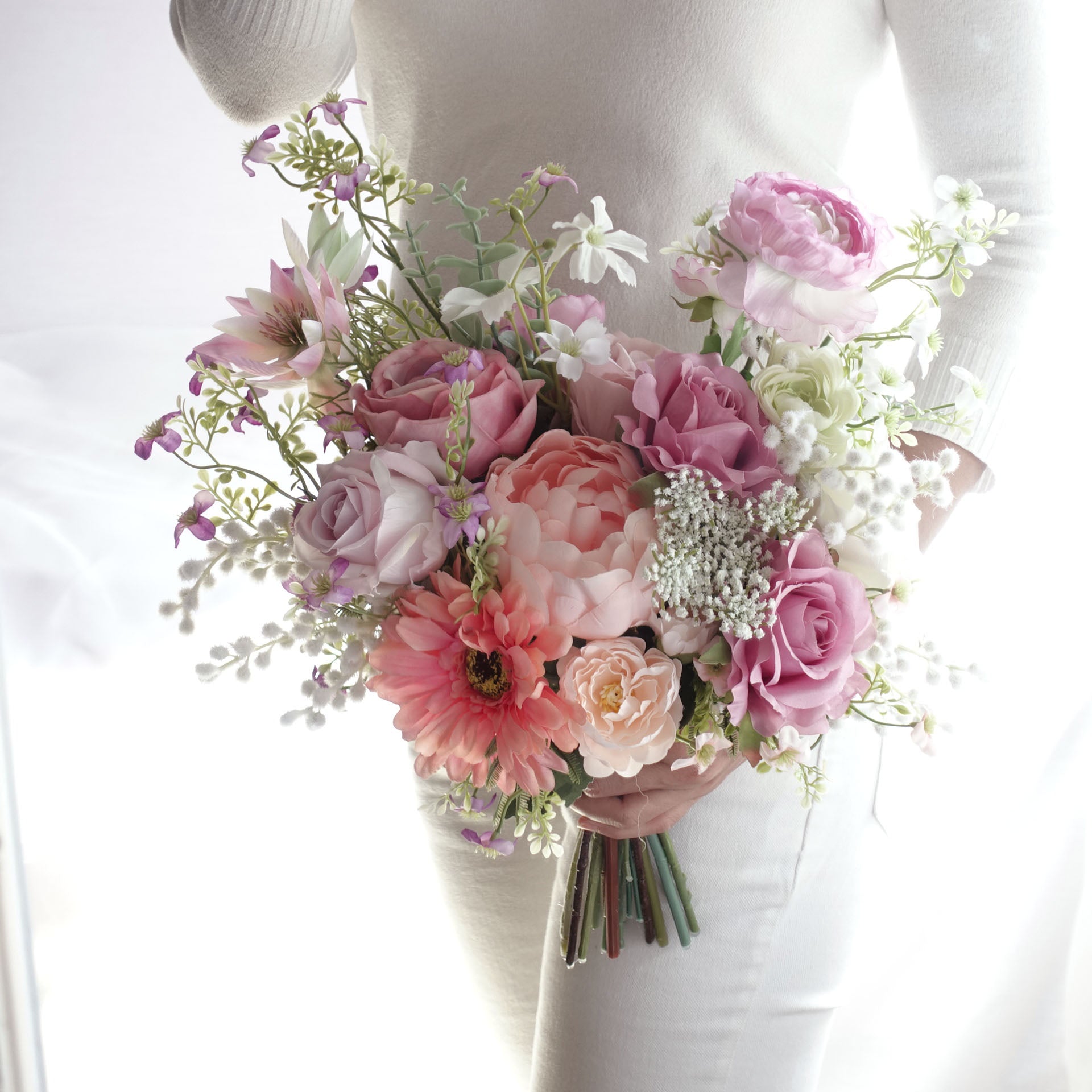Artificial Pink peach rose bouquet