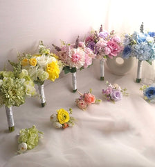 Pastel Bridesmaid Bouquet. Buttonhole
